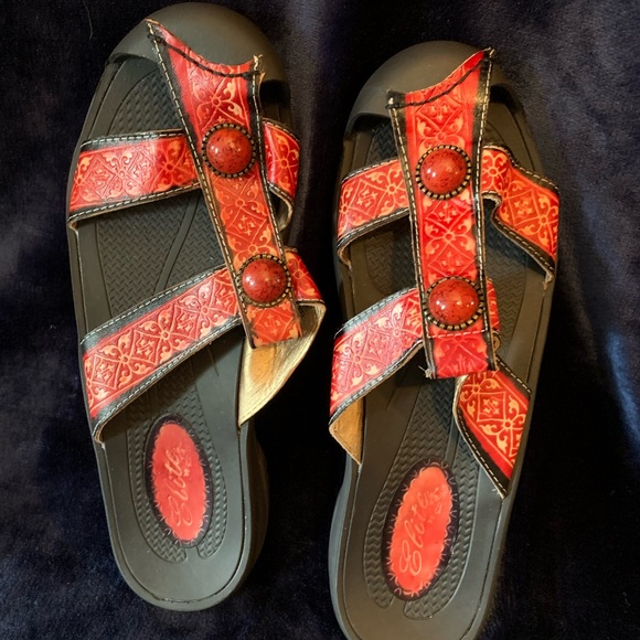 Corkys by Elite red mule style Sandals size 10 - Picture 5 of 6